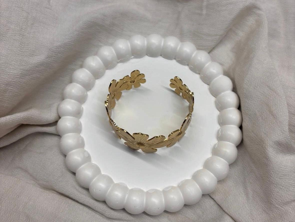 Flower Handcuff - Ataara Jewels