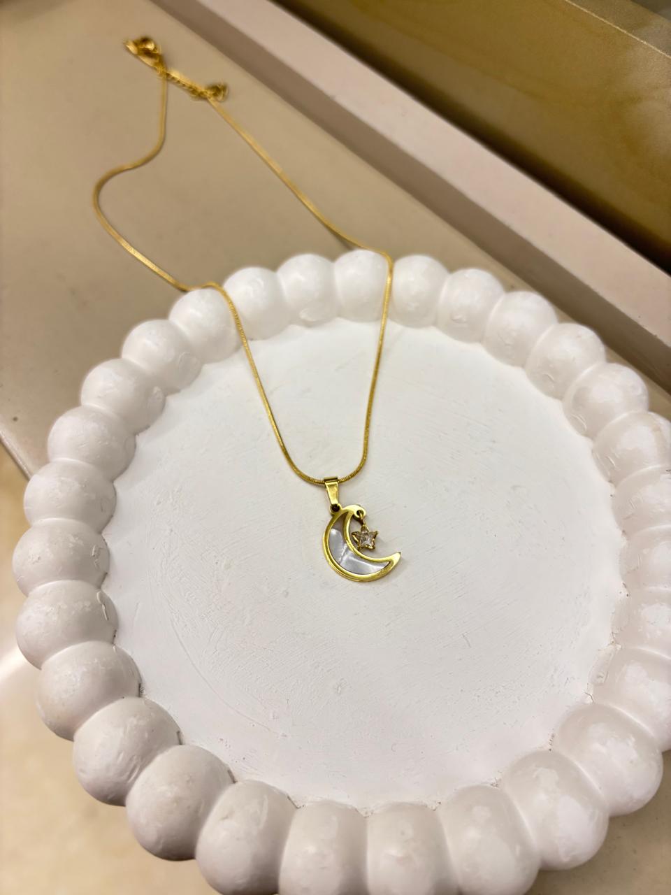 Moonlit Star Pendant 🌙✨ - Ataara Jewels